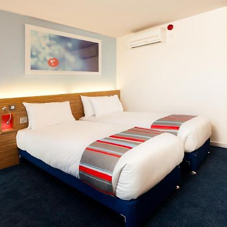 Travelodge Paignton Seafront Экстерьер фото